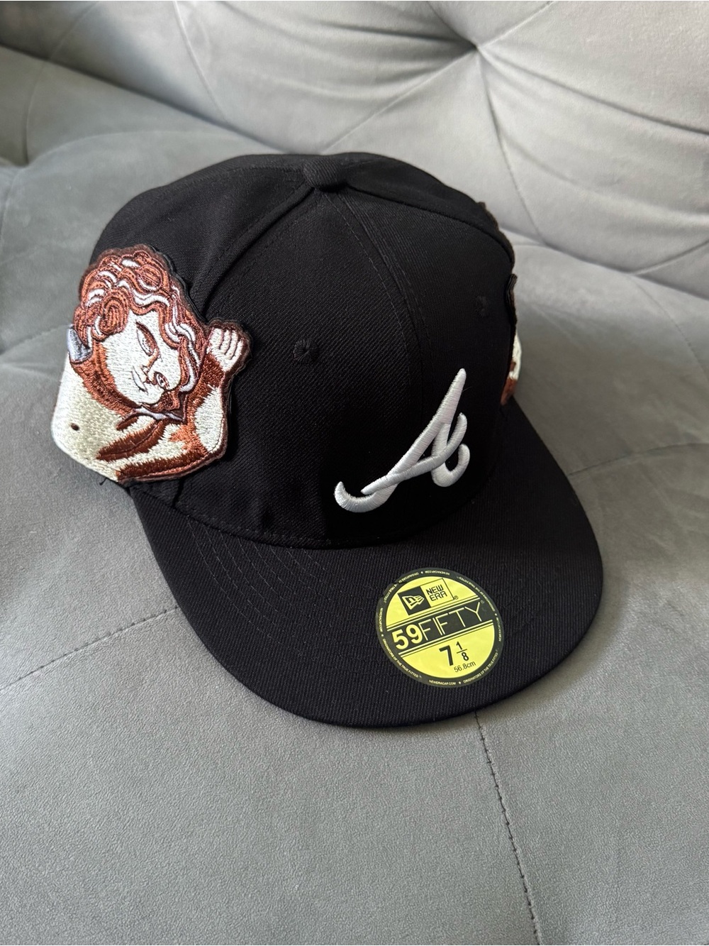 JON STAN Edition New Era Atlanta Braves 59FIFTY Black Fitted Hat Size 7 1/8